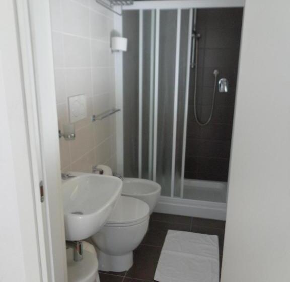 수피리어 룸, Emperador