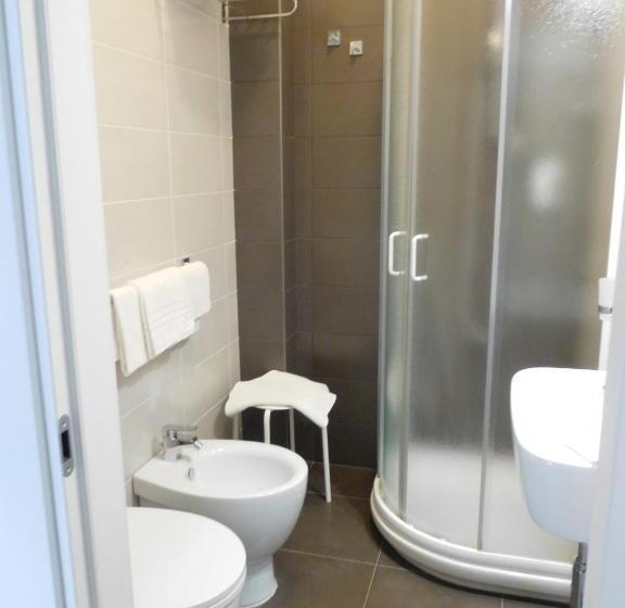 수피리어 룸, Emperador