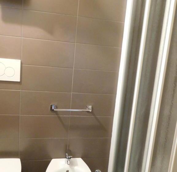 클래식 4인 룸, Emperador