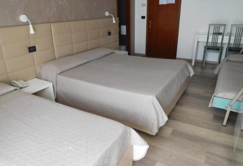 클래식 4인 룸, Emperador