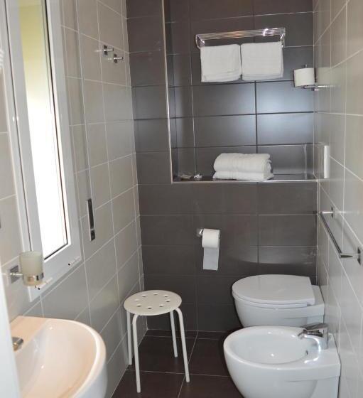 수피리어 트리플 룸, Emperador