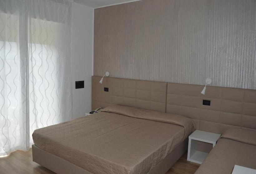 수피리어 트리플 룸, Emperador