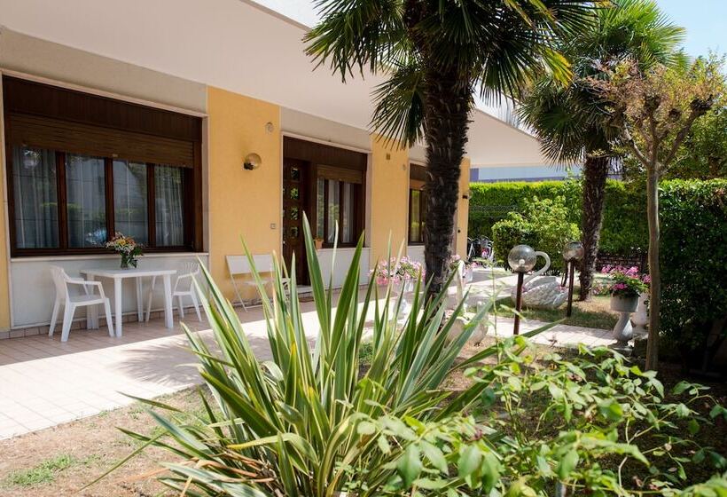 패밀리 룸, Germania