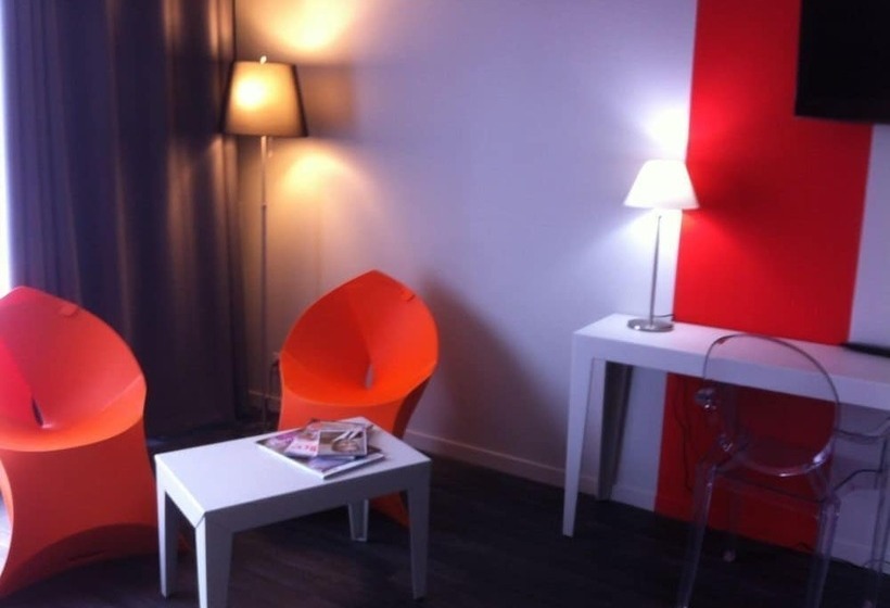 חדר משפחתי, Golf Hotel Colvert   Room Service Disponible