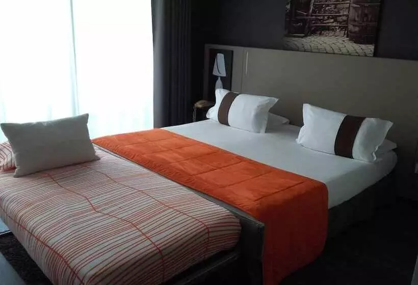 Standard-huone Yhdistettävä, Golf Hotel Colvert   Room Service Disponible