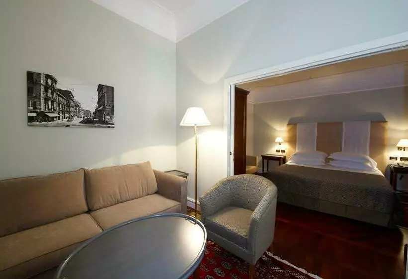 سوییت لوکس, Grand Hotel Piazza Borsa