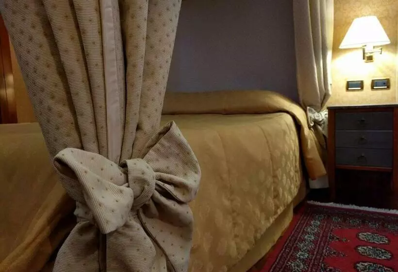 سوییت, Grand Hotel Piazza Borsa
