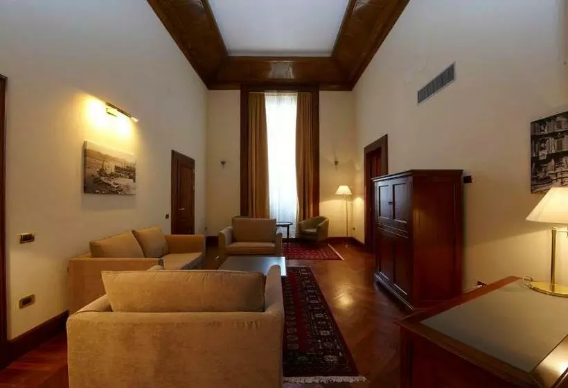 سوییت, Grand Hotel Piazza Borsa
