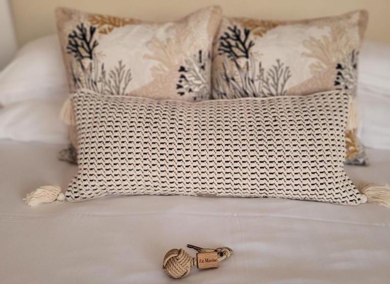 标准间带阳台, Hôtel La Marine