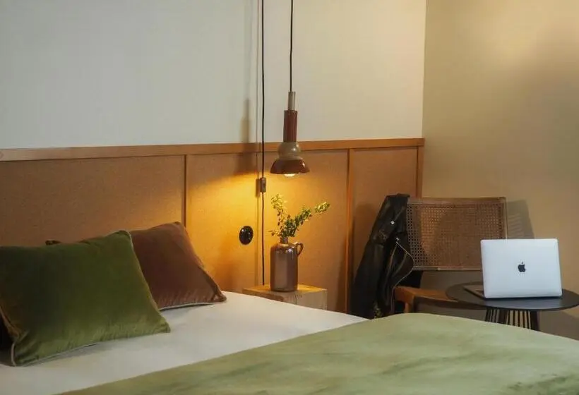 اتاق استاندارد چهار تخته, Hôtel Oré, Saint Malo