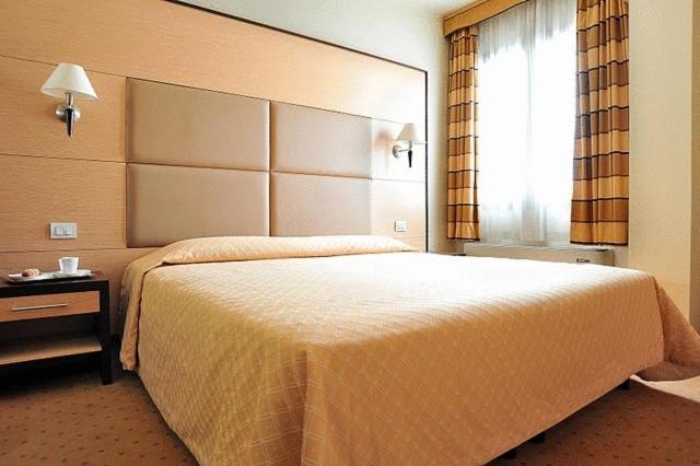 غرفة قياسية, Inn