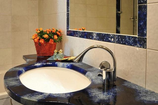 غرفة قياسية ثلاثية, Inn