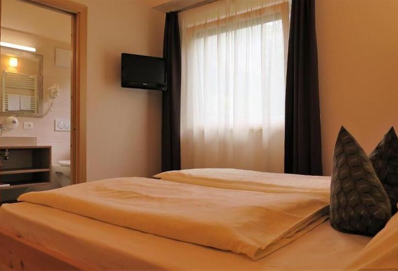 Номер Basic, La Pineta