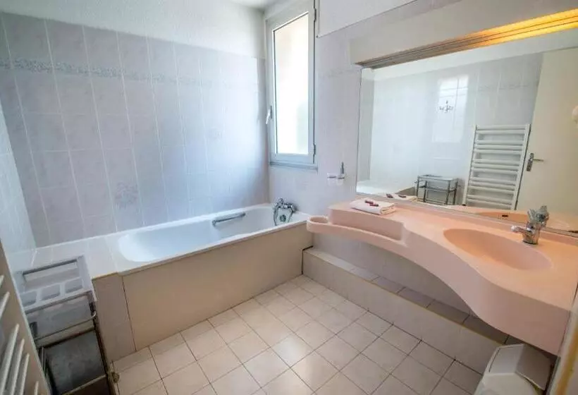 Standard Neljän Hengen Huone, Le Domaine Du Mas Blanc By Popinns