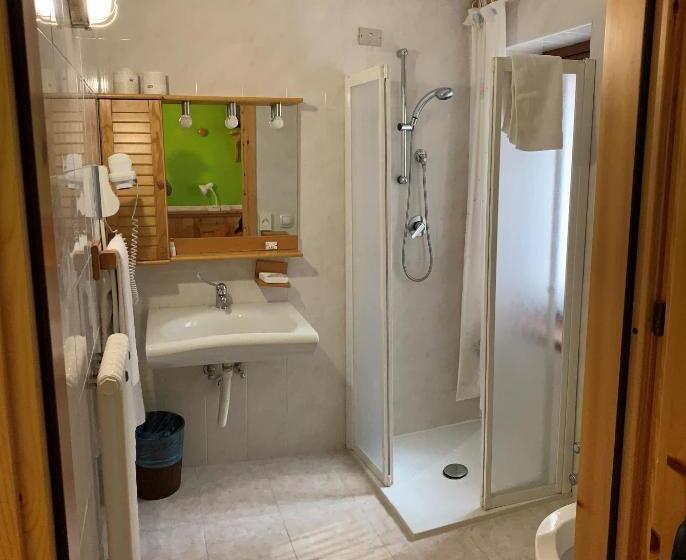 스탠다드 싱글 룸, Meuble' Joli