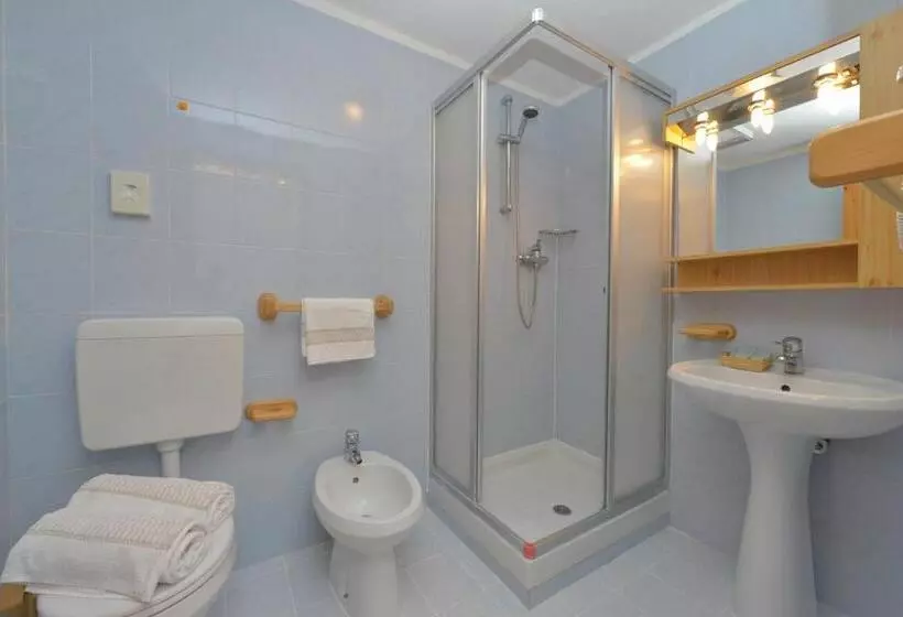 Standard-huone, Meuble' Joli