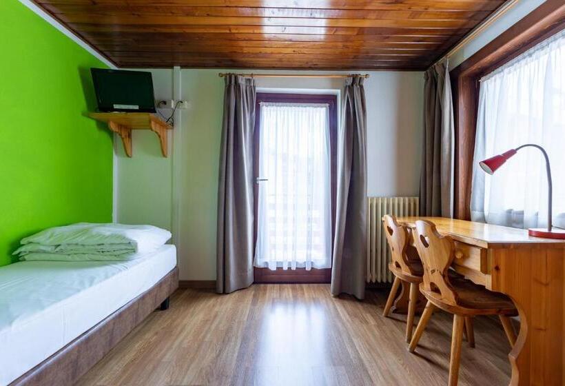 발코니 스탠다드 싱글 룸, Meuble' Joli