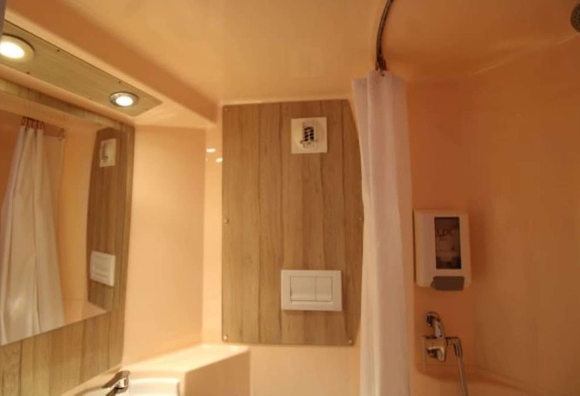 غرفة قياسية, Première Classe Melun Senart