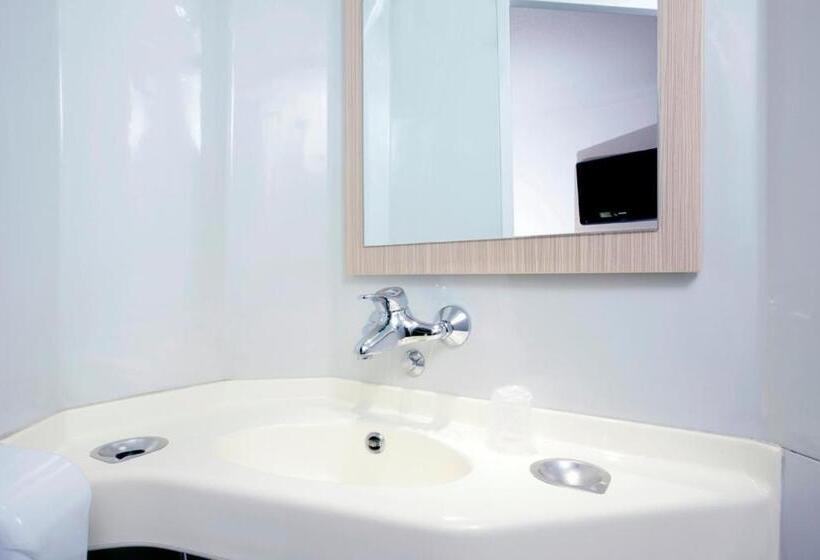 غرفة قياسية ثلاثية, Premiere Classe Toulouse Ouest  Blagnac Aeroport