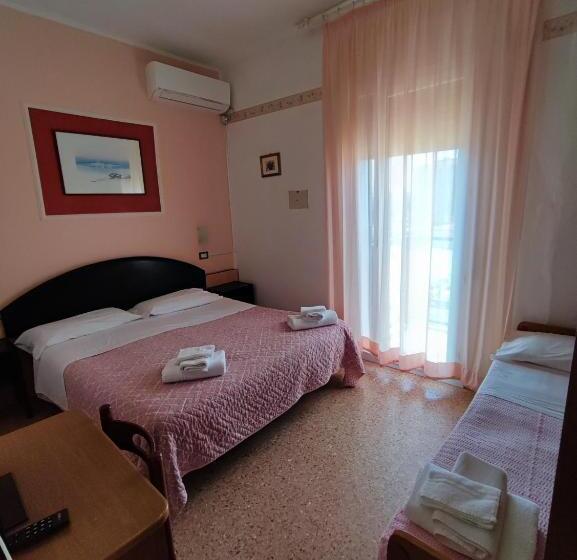 패밀리 룸 바다 전망, Primavera Sul Mare