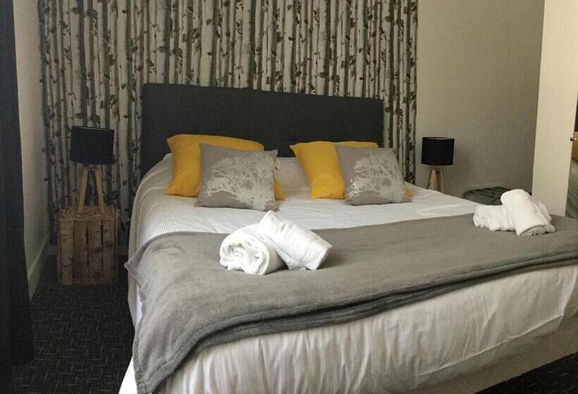 غرفة كلاسيكية, Regina