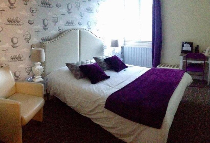 غرفة كلاسيكية, Regina