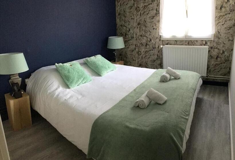 جناح جونيور, Regina