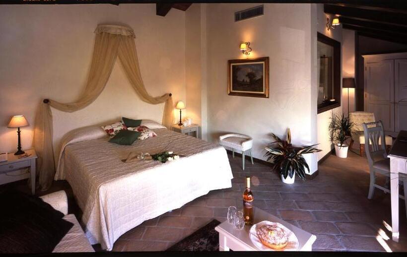 חדר משפתחתי סופריור, Relais Bella Rosina Pool & Spa