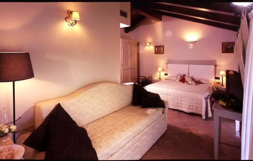 スーペリアファミリールーム, Relais Bella Rosina Pool & Spa