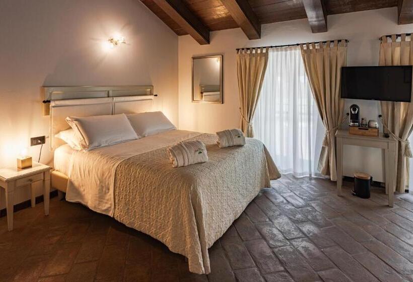 Номер Стандарт с Гидромассажем, Relais Bella Rosina Pool & Spa