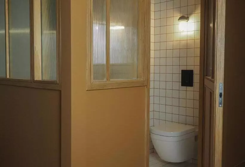 اتاق استاندارد چهار تخته, Hôtel Oré, Saint Malo