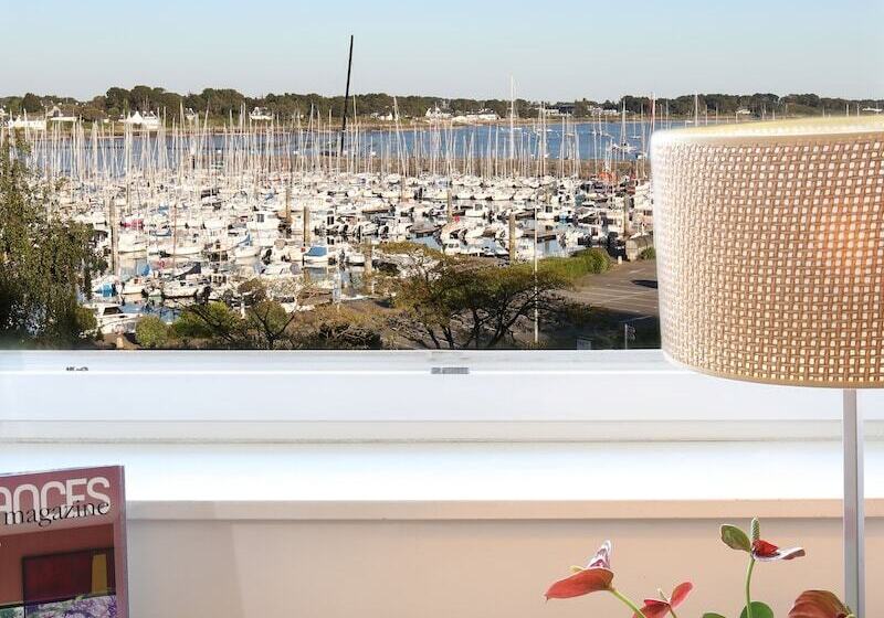 带观景的豪华间, Trinite