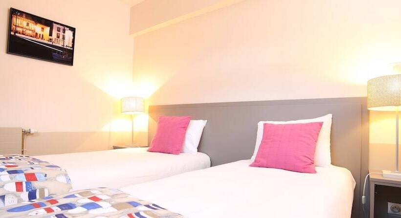 家庭套房, Trinite