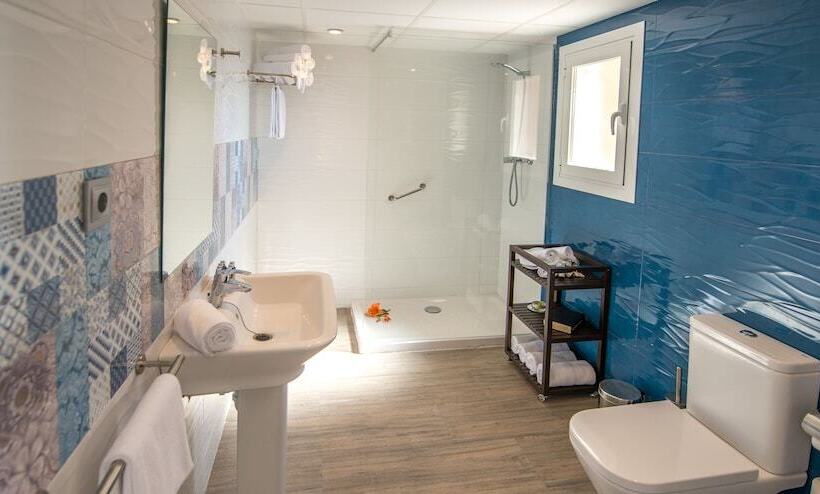 Вилла 3 Спальни, Aparthotel Ona Aucanada