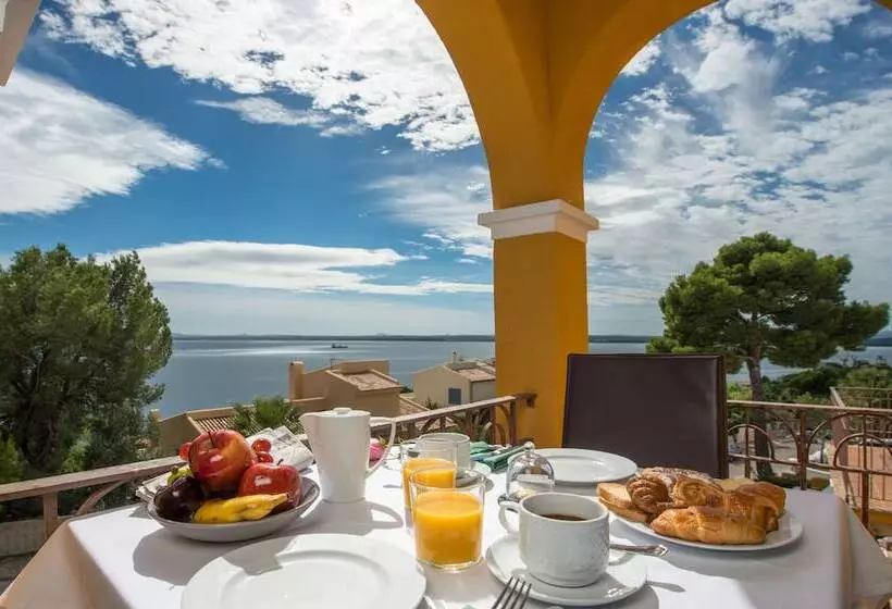 ویلای 3 خوابه, Aparthotel Ona Aucanada