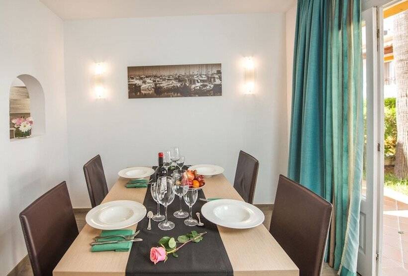 带3个卧室的别墅, Aparthotel Ona Aucanada