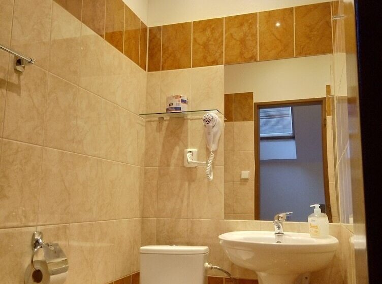 Quarto Triplo Estandar, Beta Pension