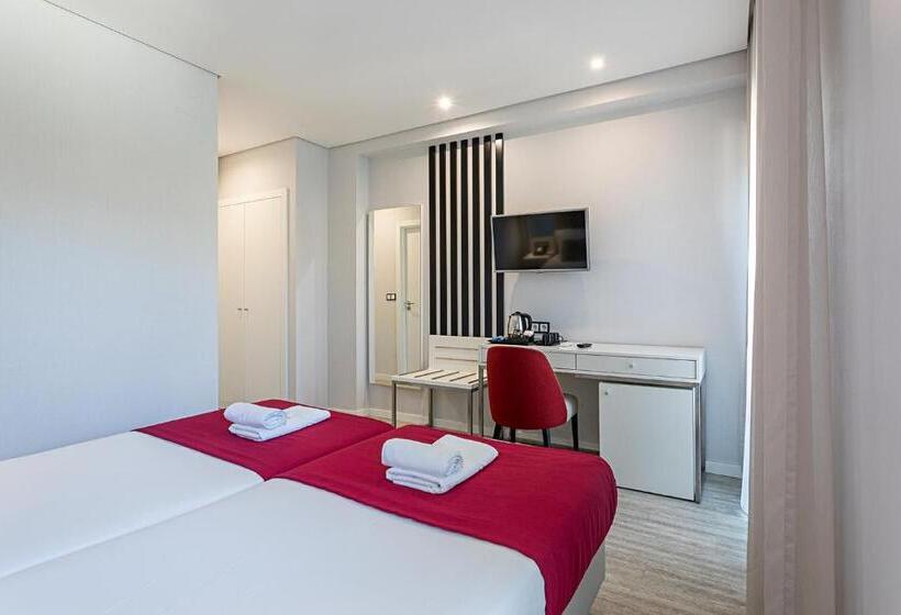 اتاق استاندارد با بالکن, Canada