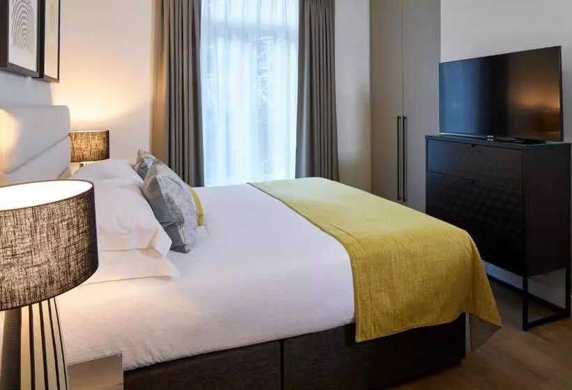 آپارتمان 1 خوابه, Cheval Harrington Court At South Kensington