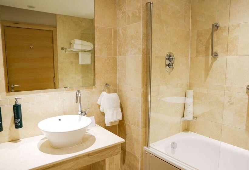 スタンダードルーム, Doubletree By Hilton  Milton Keynes