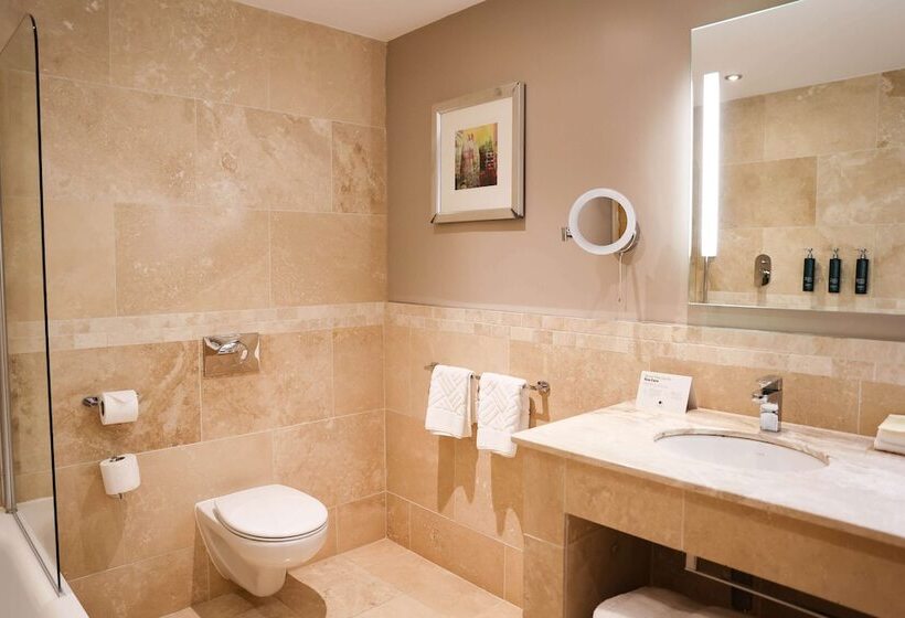 Семейный Номер, Doubletree By Hilton  Milton Keynes