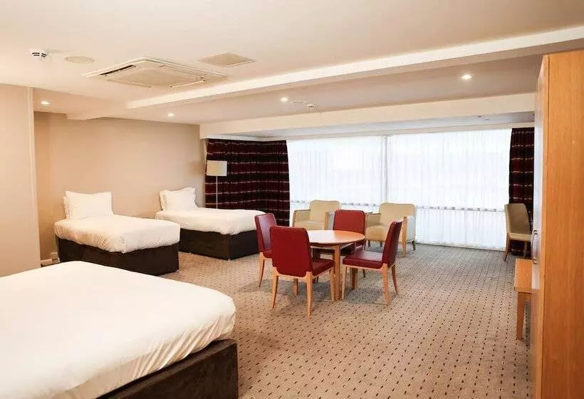 اتاق خانوادگی, Doubletree By Hilton  Milton Keynes