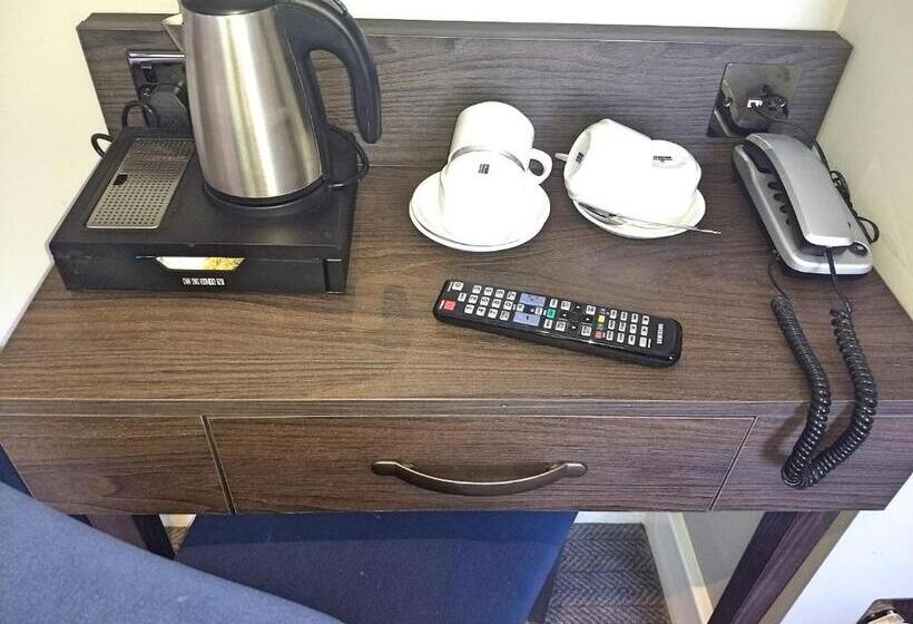 Трехместный Номер Deluxe, Garden Court