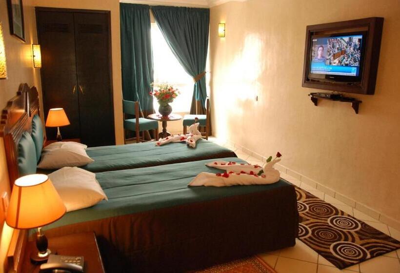 Номер Стандарт, New Farah