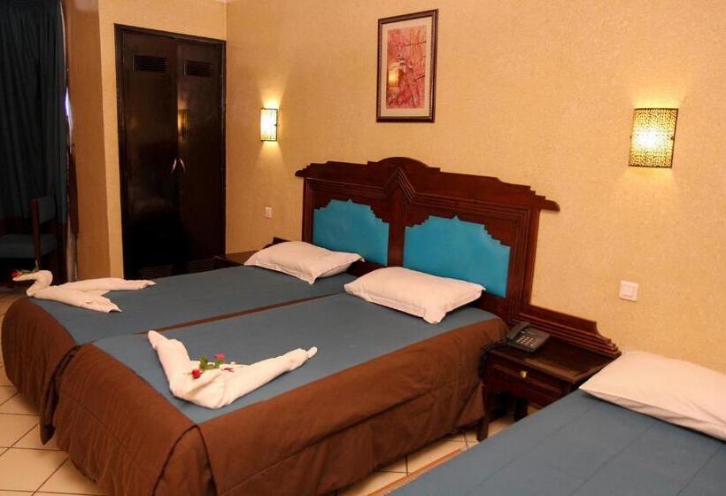 Номер Стандарт Трехместный, New Farah