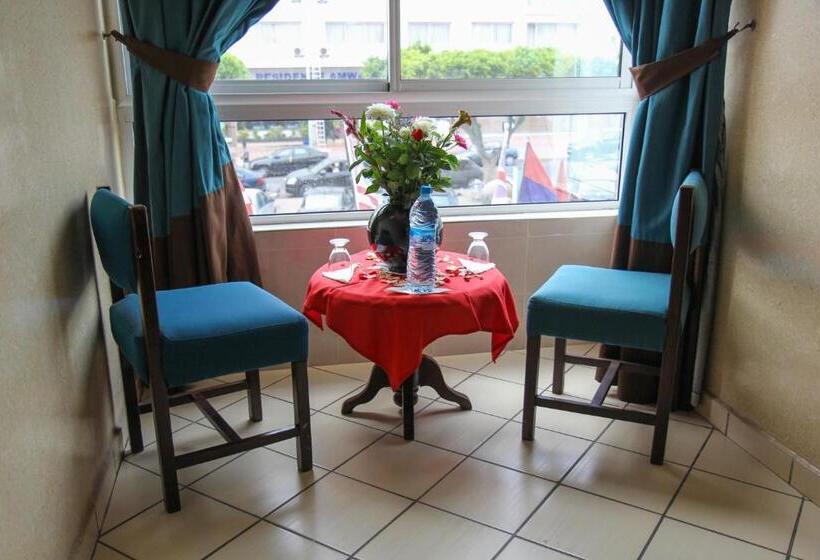 Номер Стандарт Трехместный, New Farah