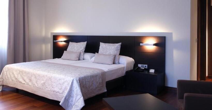 行政房间, Palacio De Meras