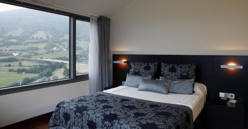 高级客房, Palacio De Meras