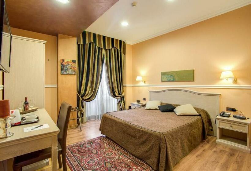 חדר סטנדרט, Papavistarelais