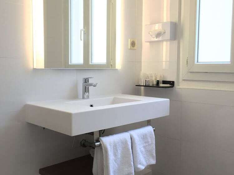 标准单人间, Paris Vaugirard